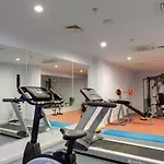 Hotel Mg White Lilyum