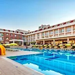 Mg White Lilyum Hotel