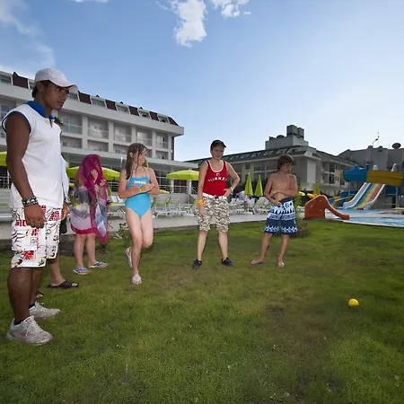 ホテル Mg White Lilyum