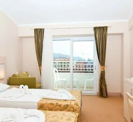 Mg White Lilyum 3* ケメル