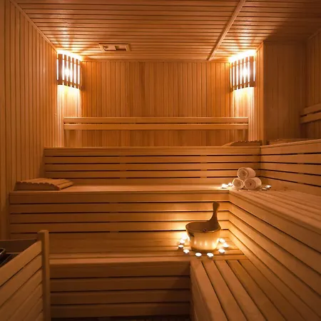 Mg White Lilyum ホテル 3*