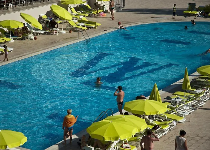 Szálloda Mg White Lilyum 3*