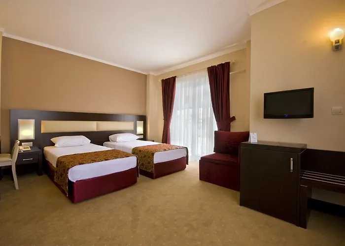 Mg White Lilyum 3* Kemer