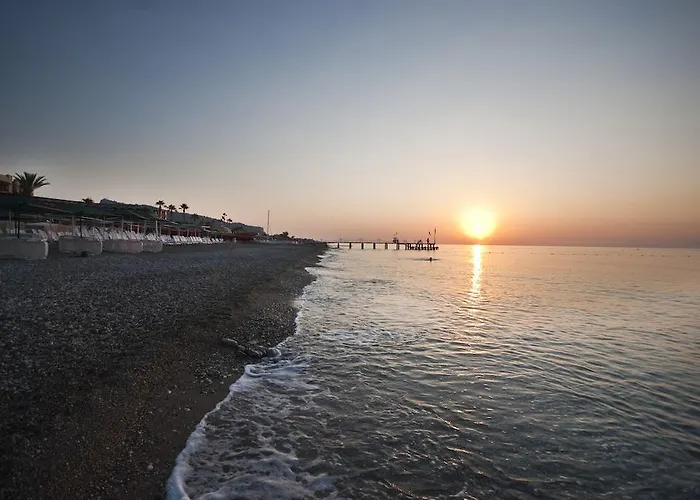 Szálloda Mg White Lilyum 3*