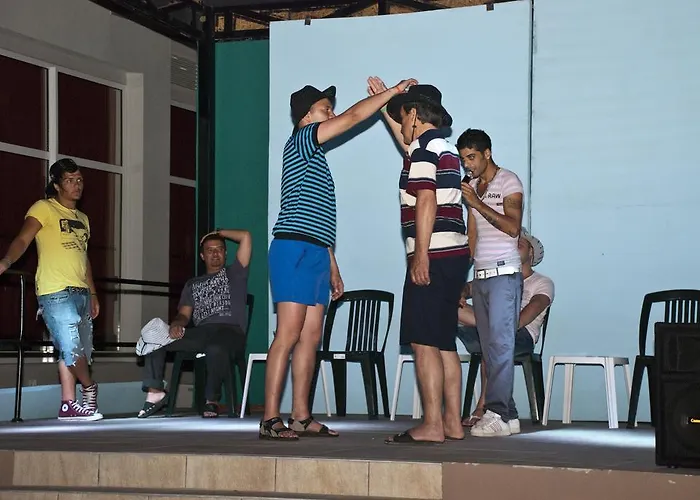 Szálloda Mg White Lilyum