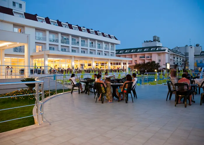 Mg White Lilyum Szálloda Kemer