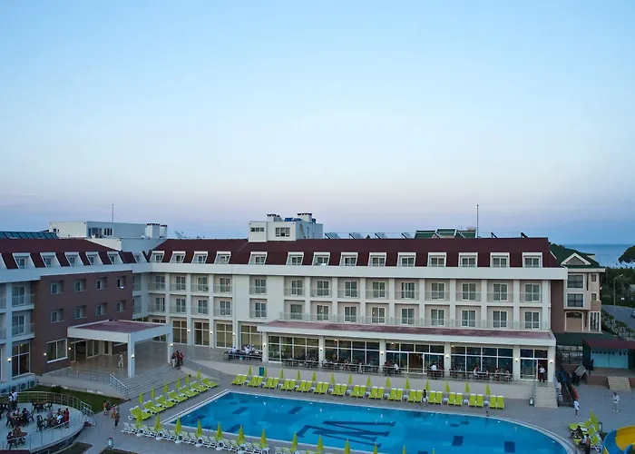 Mg White Lilyum Kemer