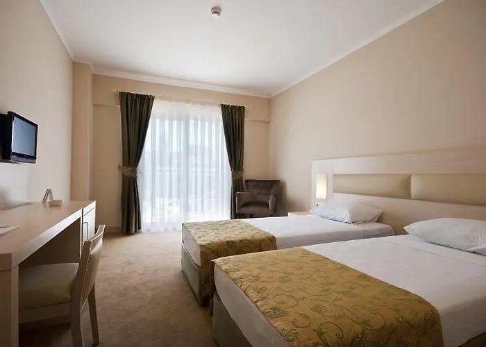 Szálloda Mg White Lilyum