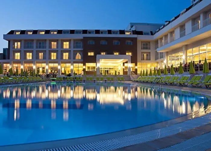 Mg White Lilyum Szálloda